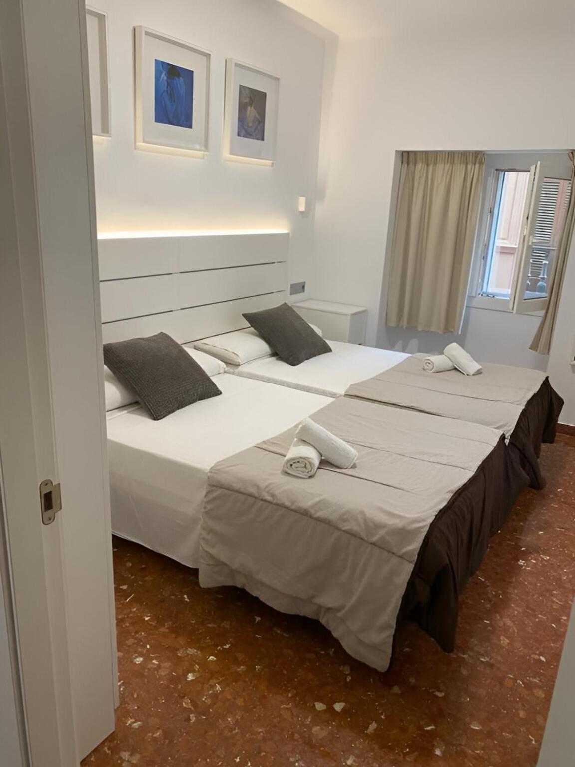 Marques De Guadiaro 1 Apartamentos Малага Екстериор снимка