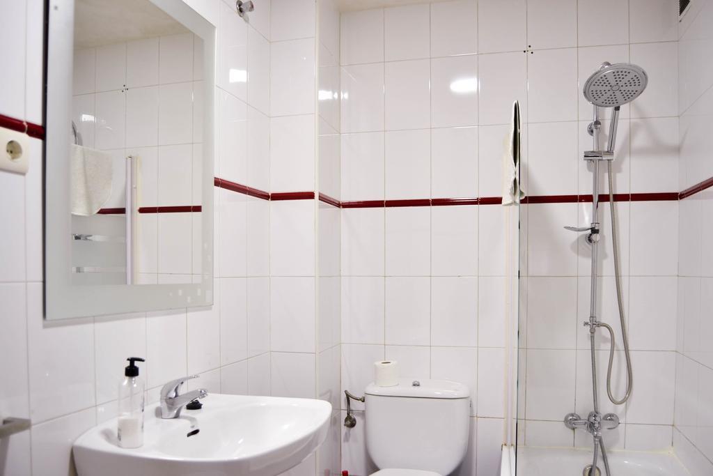 Marques De Guadiaro 1 Apartamentos Малага Екстериор снимка